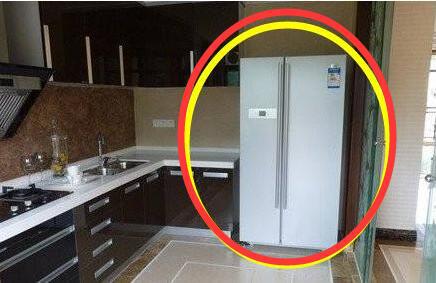 种冰箱绝对不能买浪费钱又不实用！米乐m6有钱买家电别得意记住这4(图2)