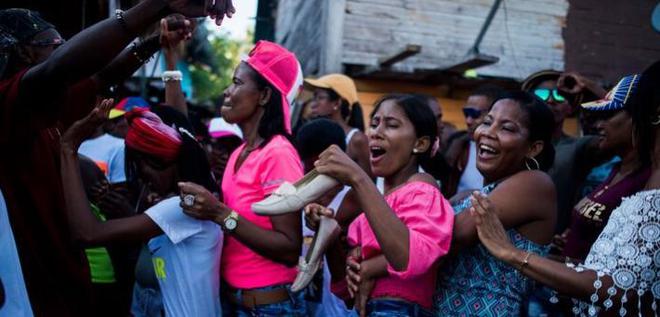 ”大海中央没警察没法律平均寿命85岁米乐m6登录入口1200人一生“蜗居(图6)