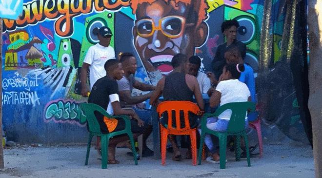 ”大海中央没警察没法律平均寿命85岁米乐m6登录入口1200人一生“蜗居(图12)