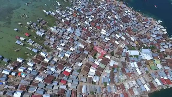 ”大海中央没警察没法律平均寿命85岁米乐m6登录入口1200人一生“蜗居(图15)