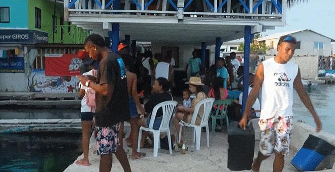 ”大海中央没警察没法律平均寿命85岁米乐m6登录入口1200人一生“蜗居(图19)