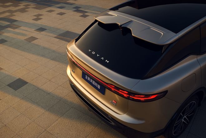 新岚图知音22万元起预售定义“满配”新标杆：全(图3)